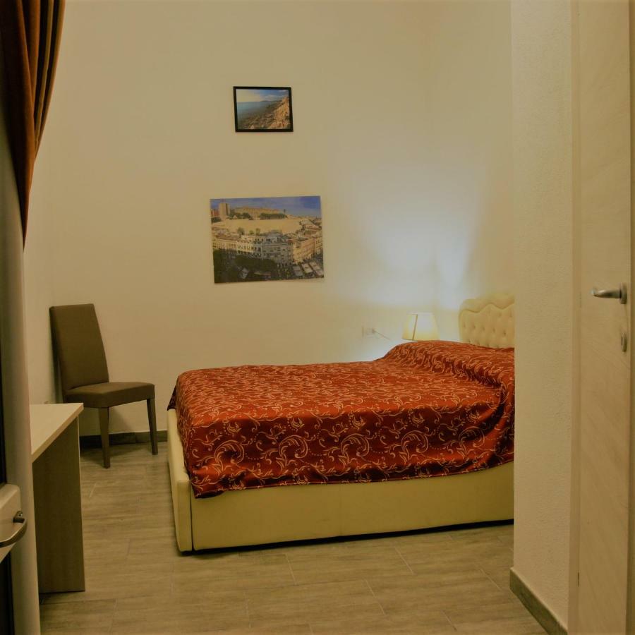 Boutique Oriente Express Hotel Cagliari Exterior photo